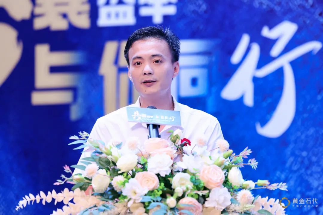 7ee8e0909ea3eadc675acc5a90f64c50.jpg